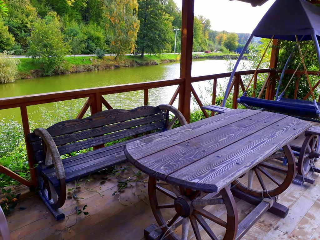 Rancho 555 Konuk evi Ujgorod Dış mekan fotoğraf